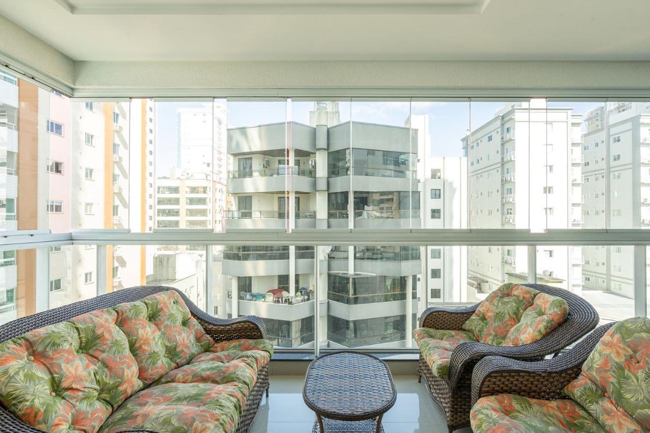 Apto A 260M Da Meia Praia Em Condominio De Luxo Sc Итапема Екстериор снимка