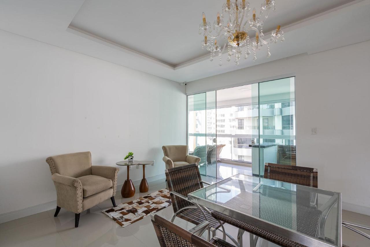 Apto A 260M Da Meia Praia Em Condominio De Luxo Sc Итапема Екстериор снимка
