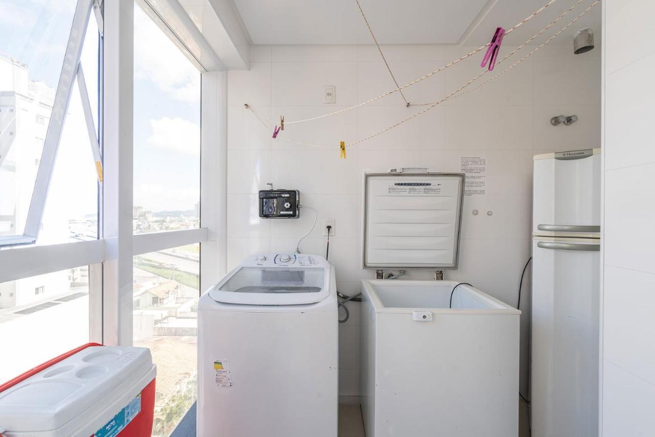 Apto A 260M Da Meia Praia Em Condominio De Luxo Sc Итапема Екстериор снимка